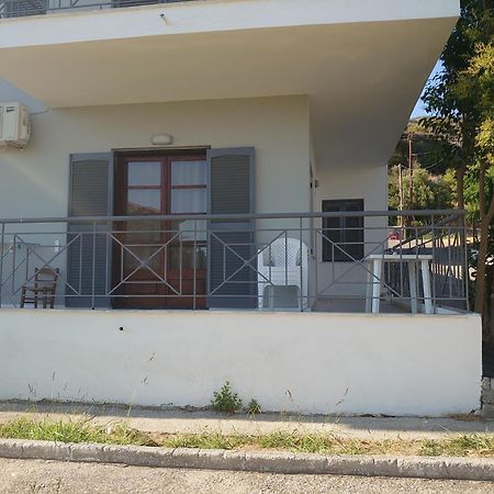 Merida Apartments โมลากาลีวา ภายนอก รูปภาพ