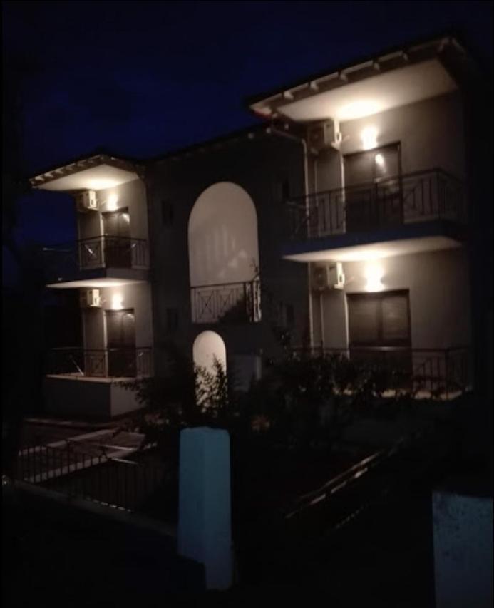 Merida Apartments โมลากาลีวา ภายนอก รูปภาพ