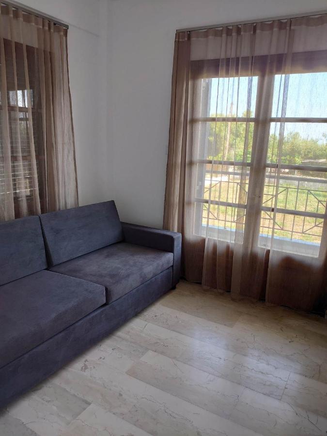 Merida Apartments โมลากาลีวา ภายนอก รูปภาพ