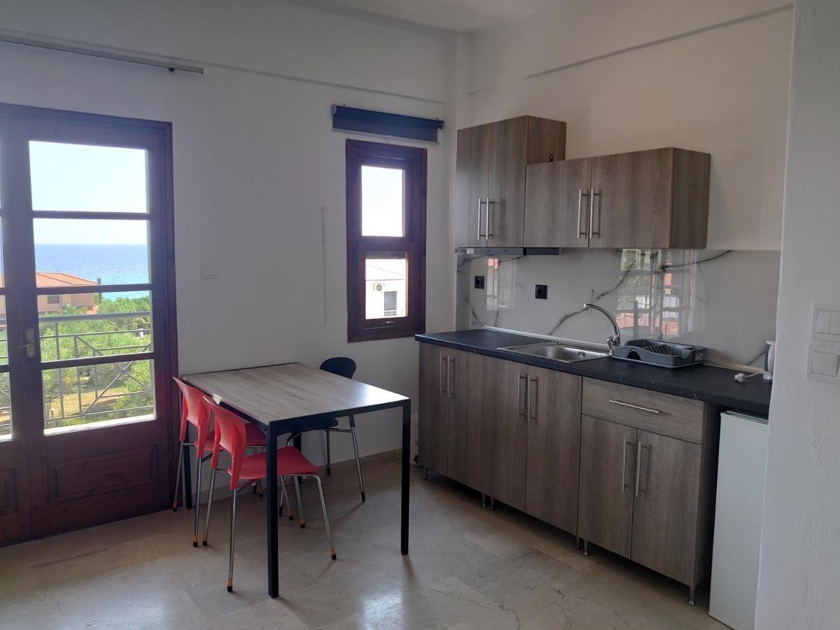 Merida Apartments โมลากาลีวา ภายนอก รูปภาพ