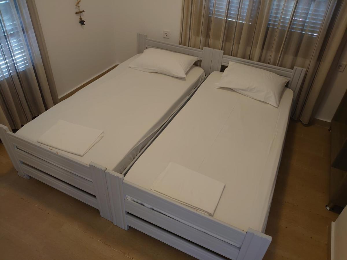 Merida Apartments โมลากาลีวา ภายนอก รูปภาพ