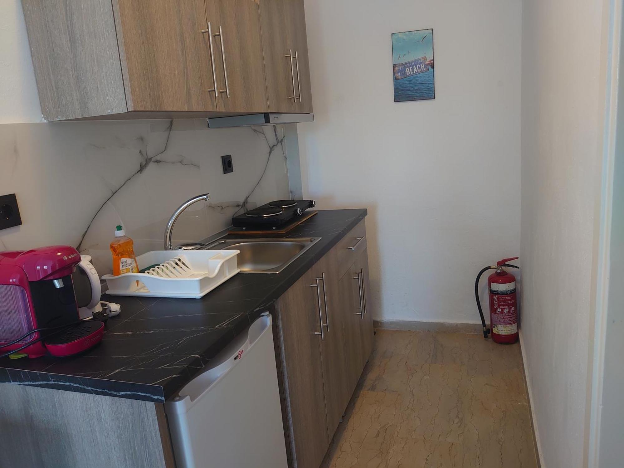 Merida Apartments โมลากาลีวา ภายนอก รูปภาพ